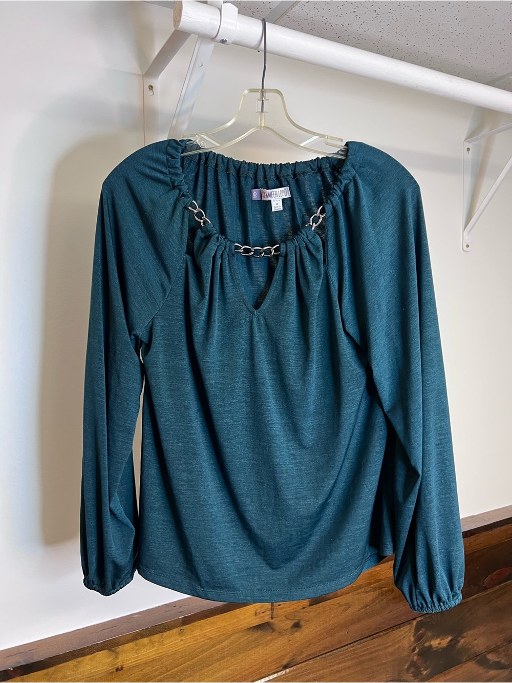 Jennifer Lopez Green Long Sleeve Top with Chain Detail- MP